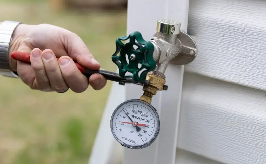 Technician performing maintenance in Knoxville, TN.